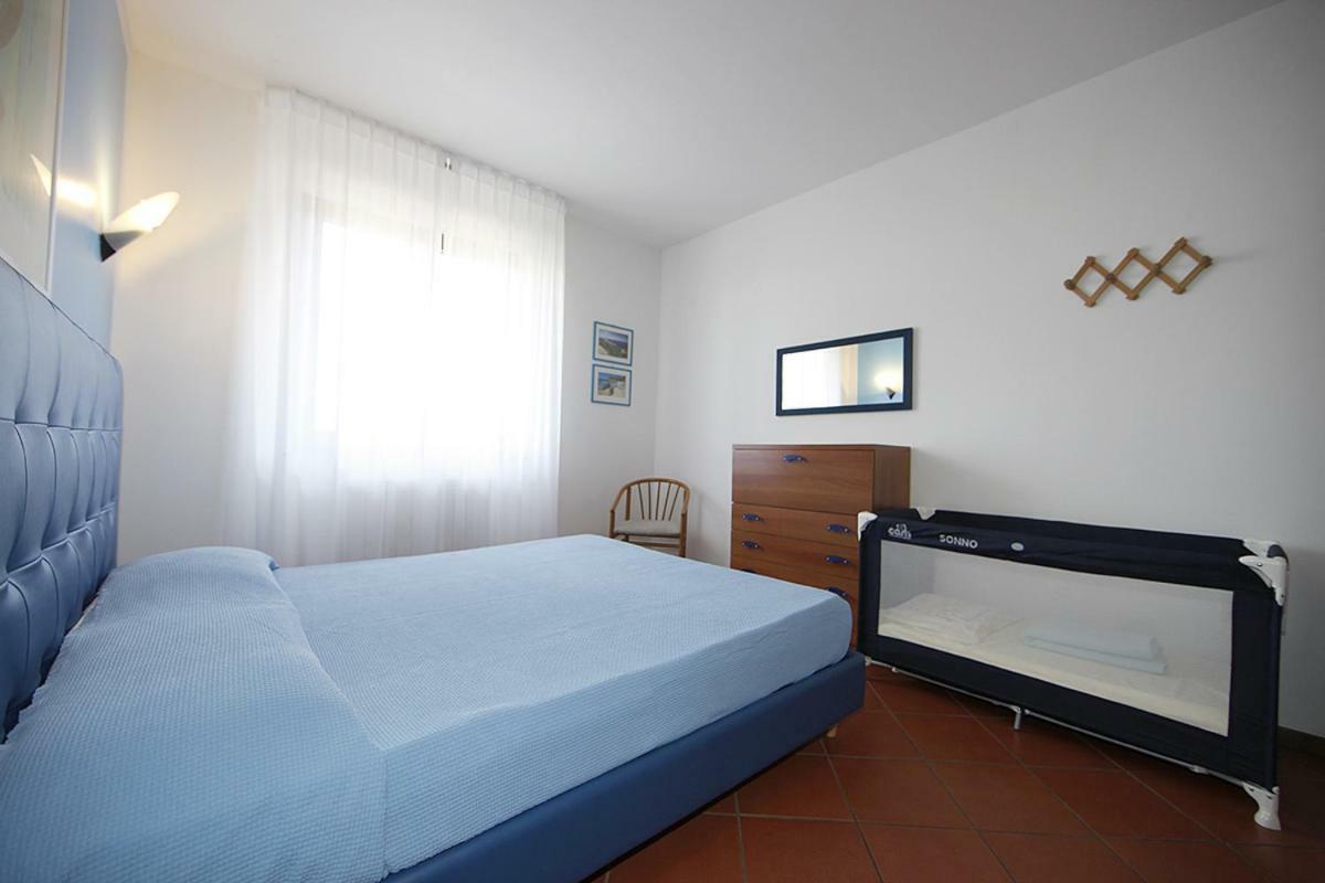 Elba Vip Aparthotel Porto Azzurro Ngoại thất bức ảnh